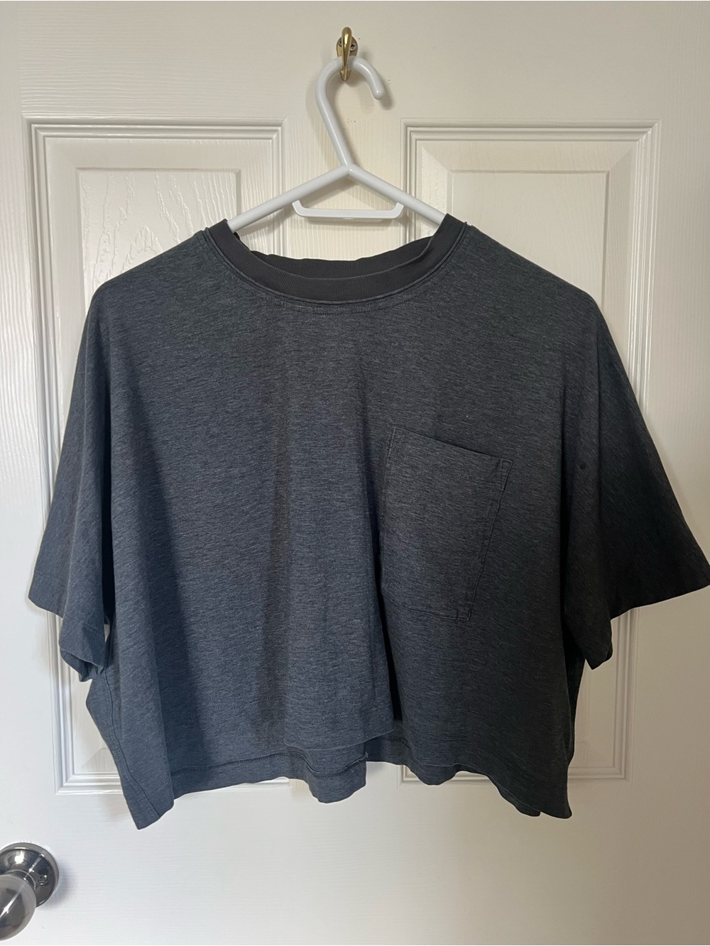 Lululemon Oversized Cropped T-Shirt - Picture 2 of 4